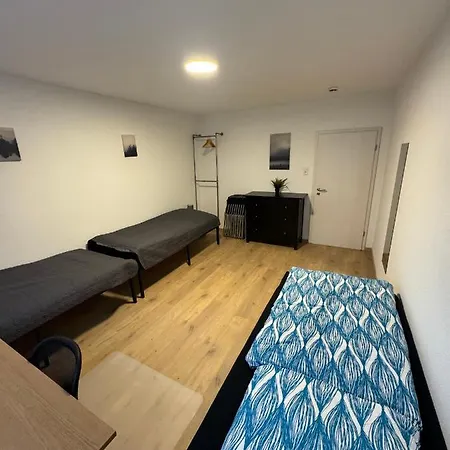 The Centre Collection - 4 For Up To 39 Guests *