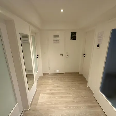 The Centre Collection - 4 For Up To 39 Guests * Karlsruhe