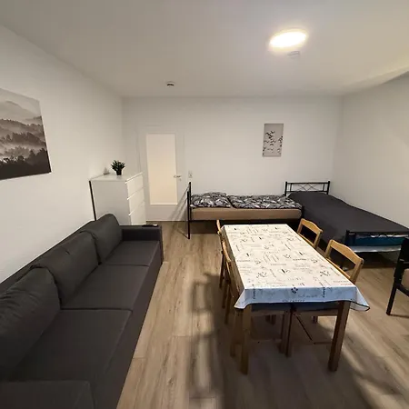 The Centre Collection - 4 For Up To 39 Guests Καρλσρούη